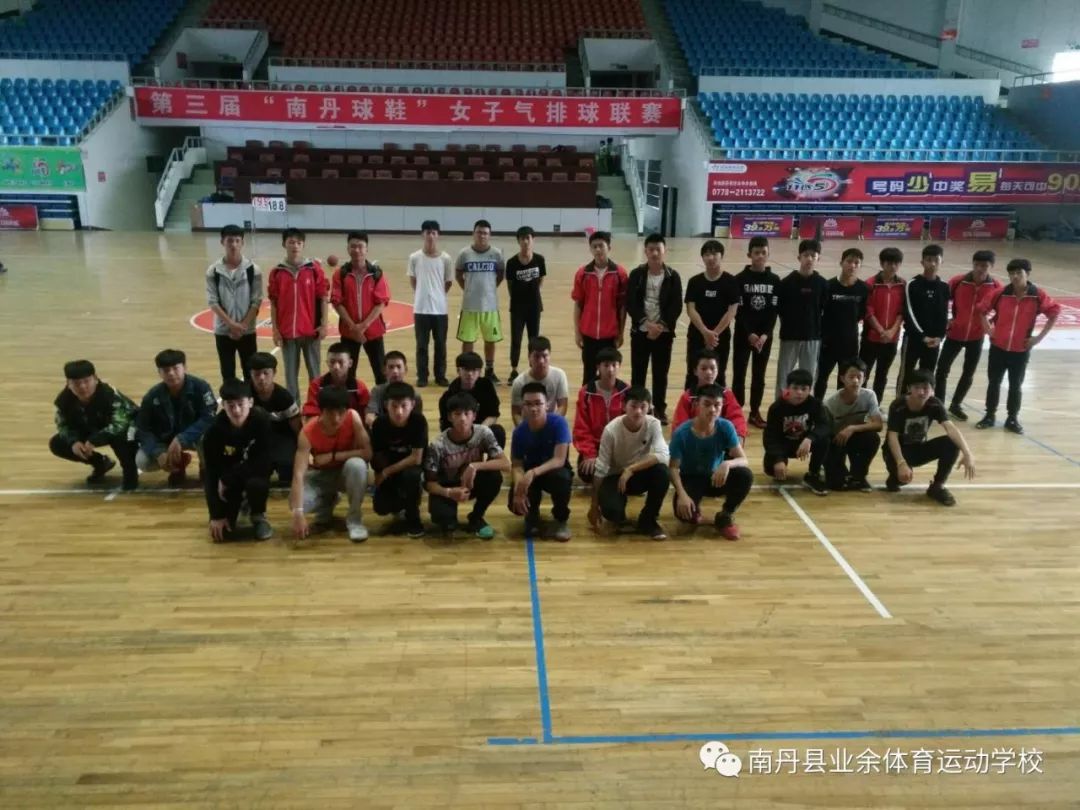 如何通过反馈分析提升篮球战术意识_0